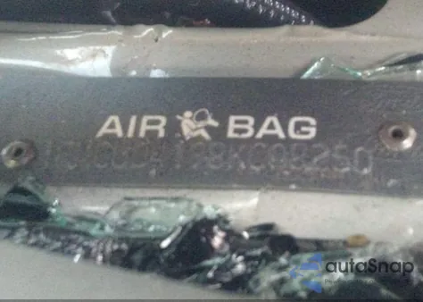 2008 Ford Escape Limited z USA, uszkodzony, nr VIN 1FMCU04198KC08250